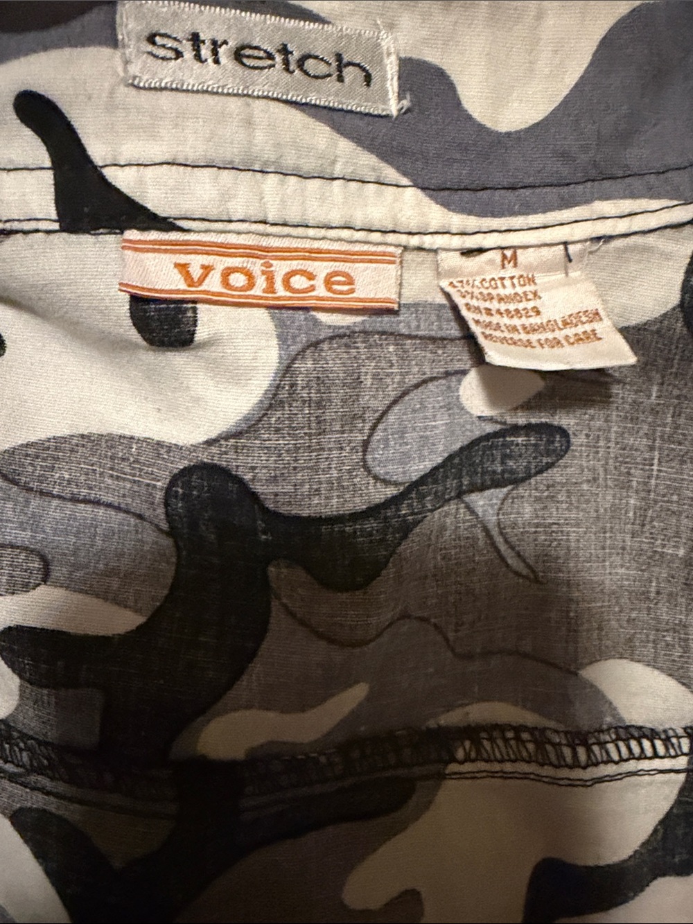 Voice Sleeveless Cropped Camouflage Vest - Black & Gray - Picture 3 of 3